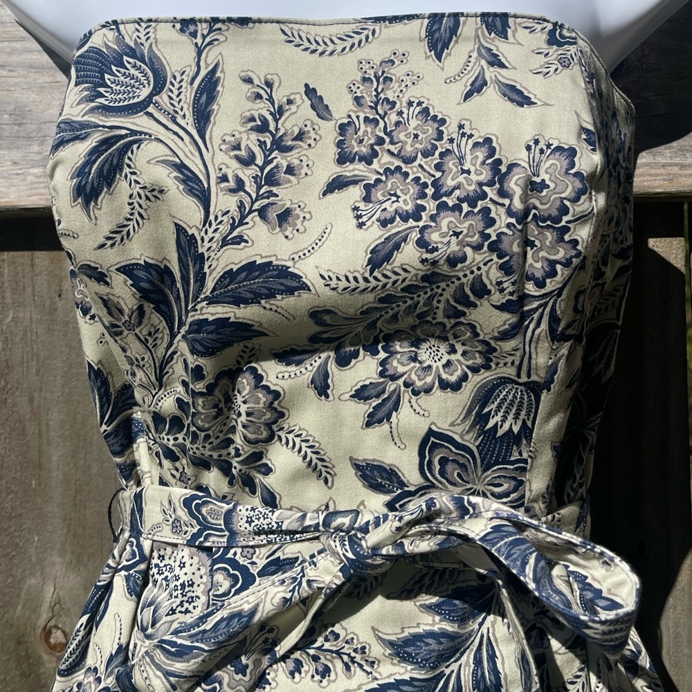 SEV Floral Print Strapless Midi Dress in Cream and Navy Sz 6 - Picture 2 of 10